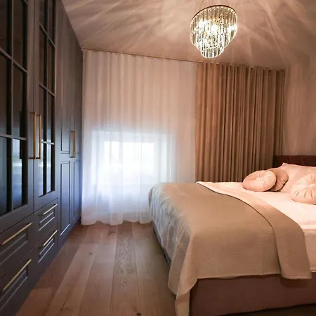 Arte-art Deco 1 - 2 Sypialnie - Garaz Faktura Vat Apartment